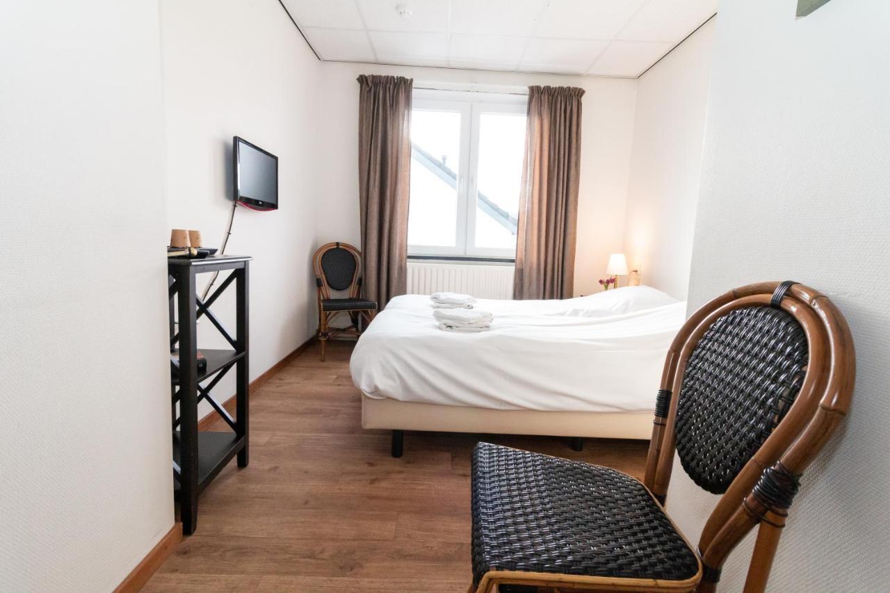 B&B Hotel Gasthoeve Het Valkennest Oud-Valkenburg Luaran gambar